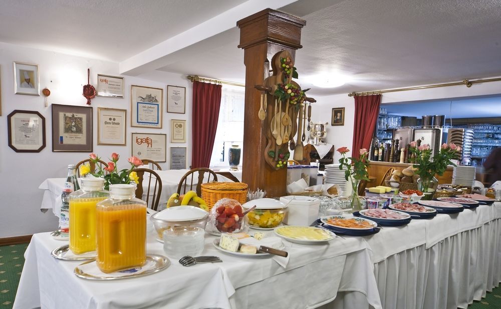Hotel Goldener Sternen Konstanz Luaran gambar