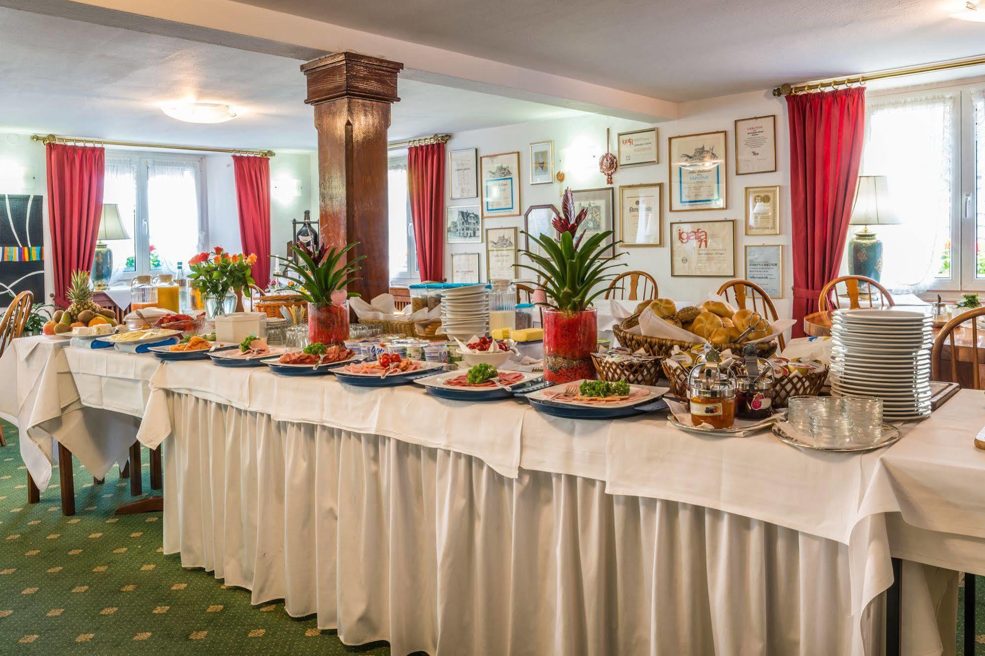 Hotel Goldener Sternen Konstanz Luaran gambar